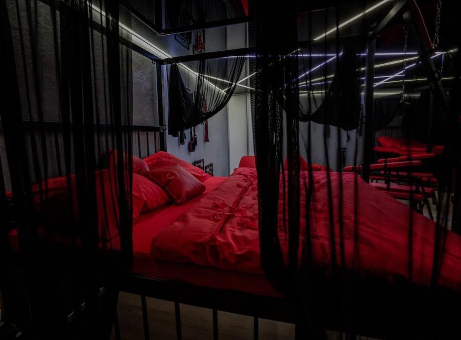 Bdsm Apartman V Bratislave -Adults Only Bratislava Exterior photo